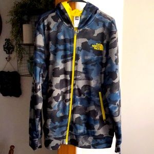 Men’s Northface Zip front Hoodie.